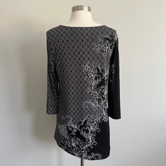 Chico's Black Floral 3/4 Sleeve Tunic Top Hankerchief Hem Chico's 0 Small - Picture 4 of 7